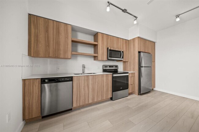 Foto del edificio - 555 NE 8th St