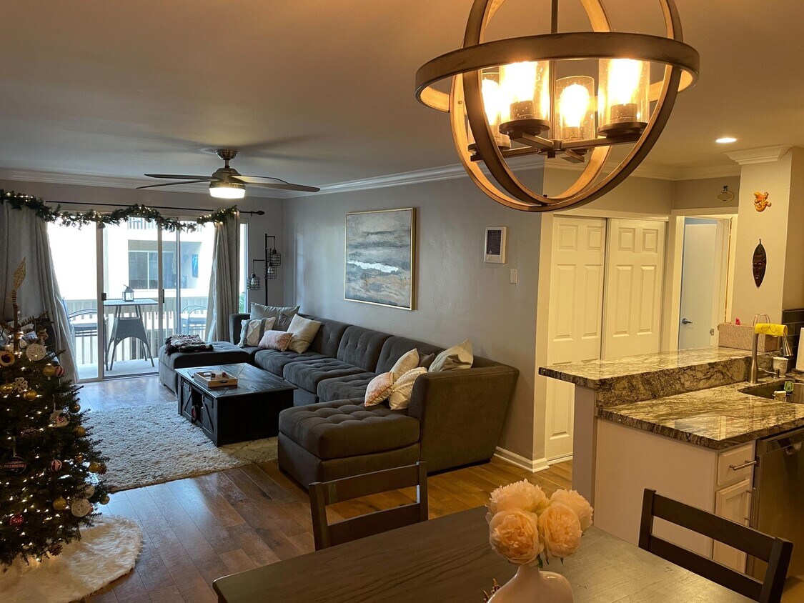 4600 Lamont St Unit 234, San Diego, CA 92109 Condo for Rent in San