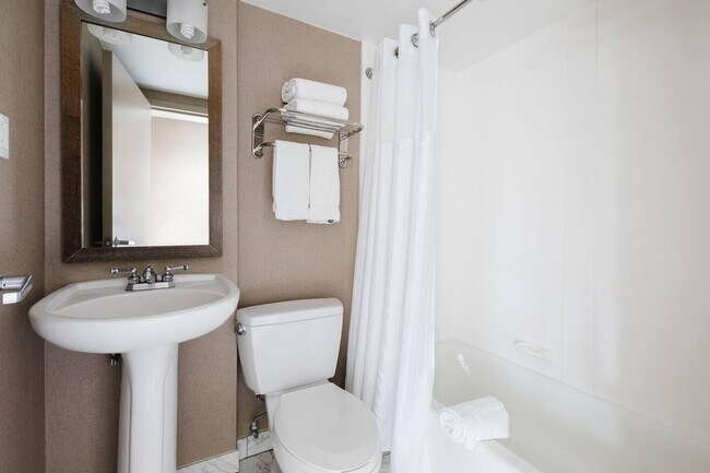 Foto del edificio - 2517 K St NW