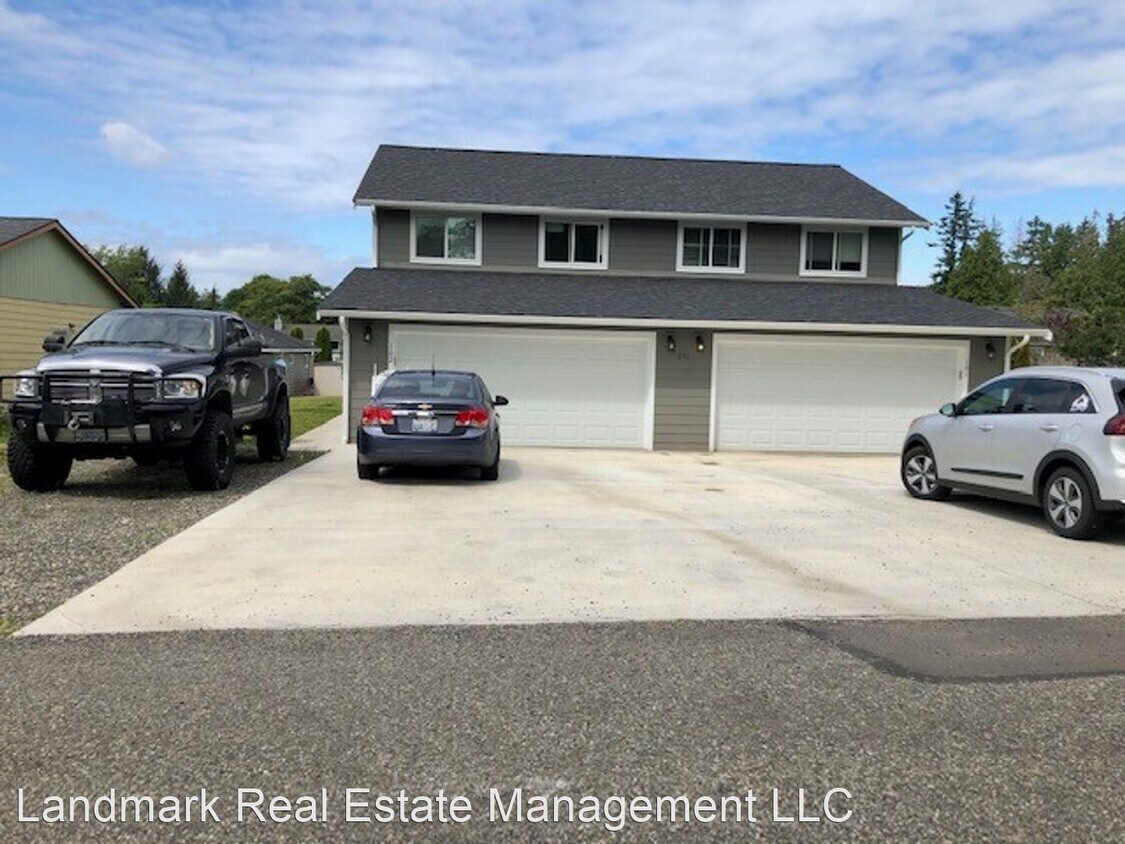 231 9th St, Blaine, WA 98230 Room for Rent in Blaine, WA