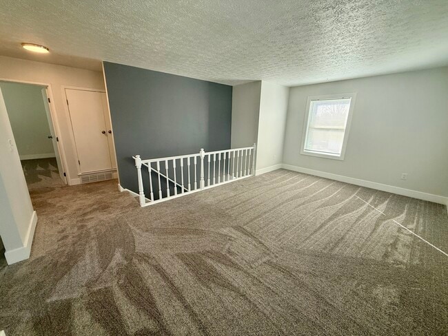 Building Photo - 6274 Sweetwater Ct