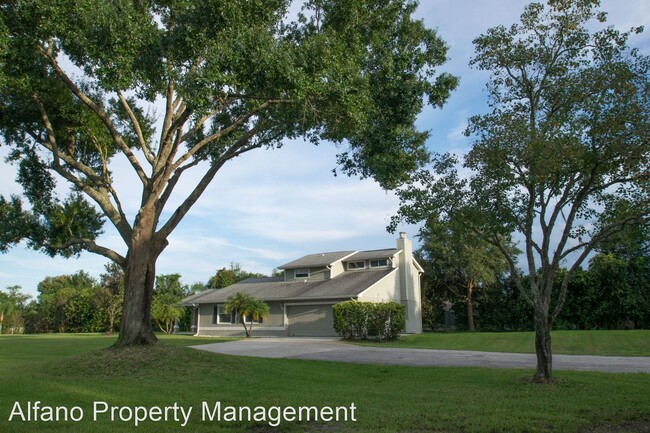 Building Photo - 5 br, 3 bath House - 6748 Whispering Pines...