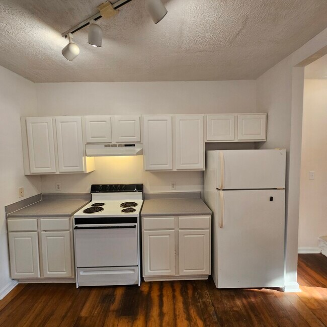 Foto del edificio - 1104 Mount Pleasant Ave