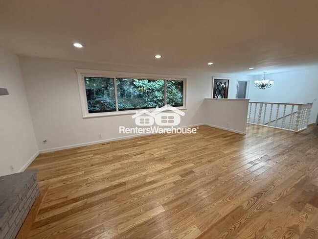 Foto del edificio - Available Now!