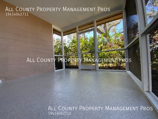 Photo - 5820 Murdock Ave House