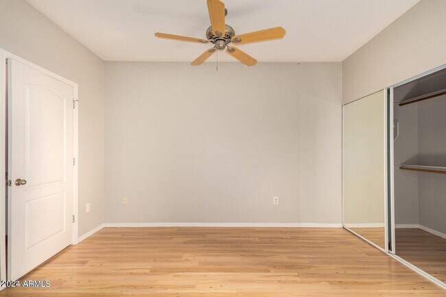Foto del edificio - 1701 COLTER St