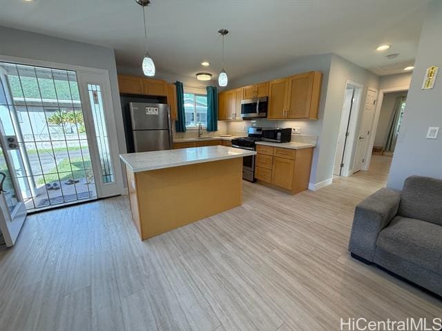 Building Photo - 2943 Kahaloa Dr