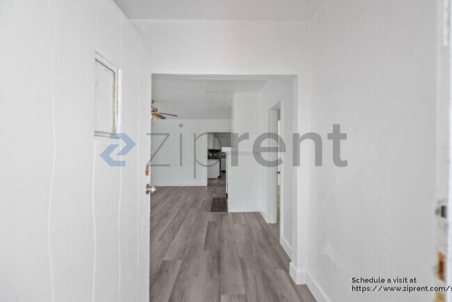 Foto del edificio - 2617 78th Ave