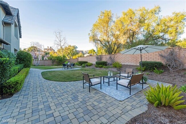 Foto del edificio - 4 br, 4.5 bath House - 6 Shepherd Ct