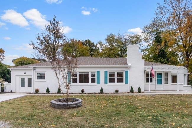 Building Photo - 1215 Trotwood Ave