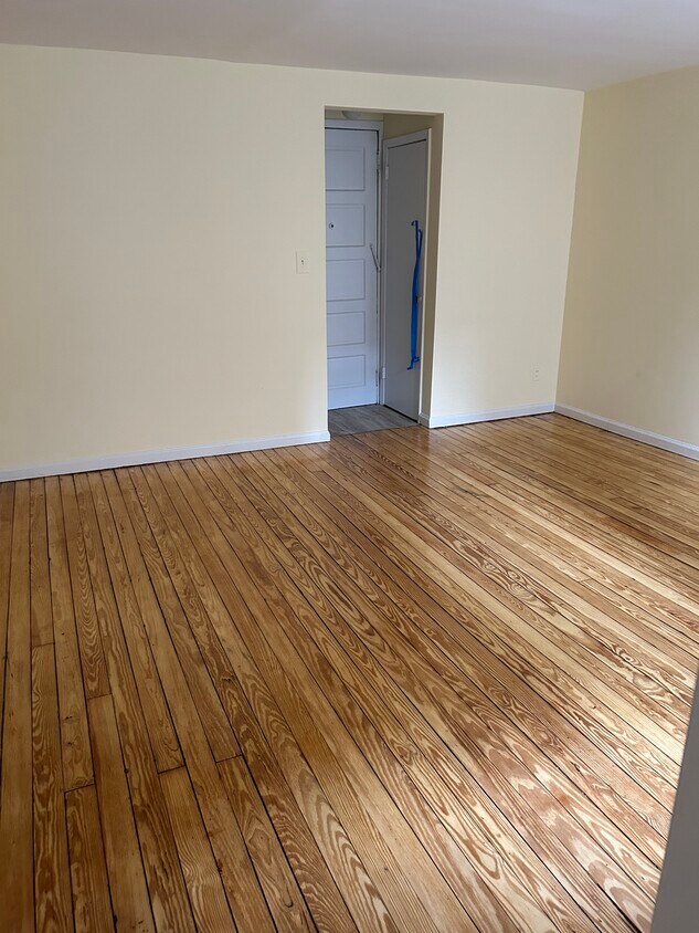 Living - 219 Clinton Ave