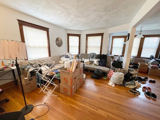 Foto del edificio - 230 S Huntington Ave