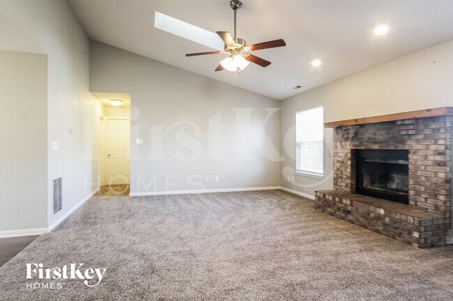 Building Photo - 7604 Wood Stream Dr