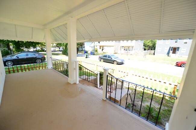 Foto del edificio - 1301 37th St