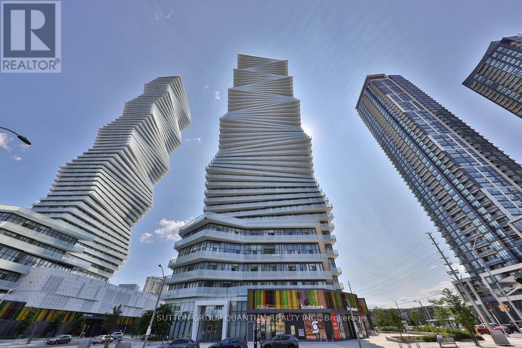 Photo principale - 3900-3900 Confederation Pkwy