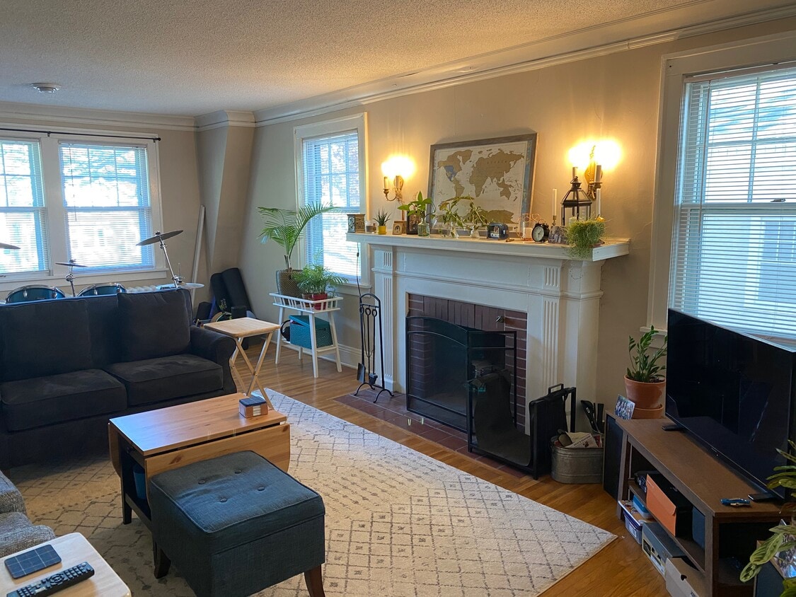 Primary Photo - 5000 Lyndale Ave S