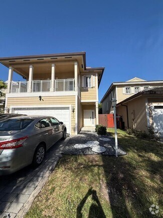 Building Photo - 239 SE 31st Terrace