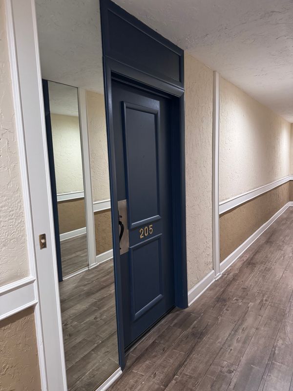 Foto del edificio - 1734 N Fuller Ave