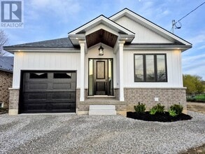 Building Photo - 115 Chesley St