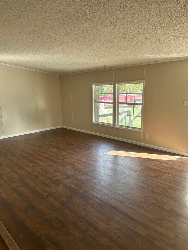 Foto del edificio - 13 Retama Dr