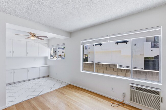 Photo - Montrose Residences Apartment