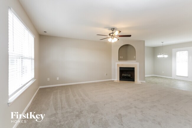 Building Photo - 2632 Blue Moss Dr