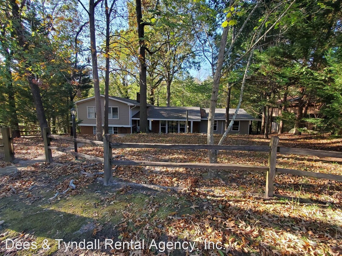 Primary Photo - 4 br, 3 bath House - 517 Forest Hill Drive