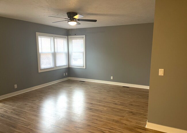 Foto del edificio - Updated 3 Bedroom Bellevue Home!!