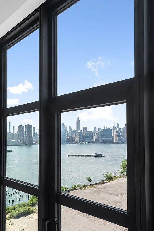 Building Photo - 2 bedroom in Brooklyn NY 11222