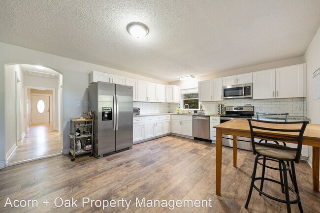 Building Photo - 3 br, 2 bath House - 1007 N Hyde Park Avenue