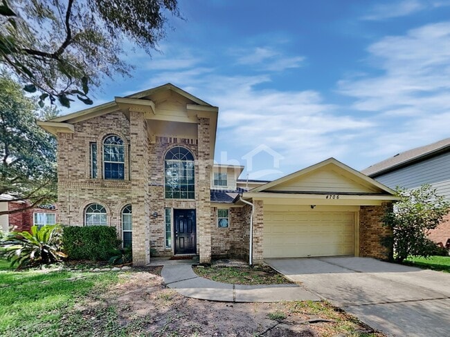 Building Photo - 4706 Buescher Ct