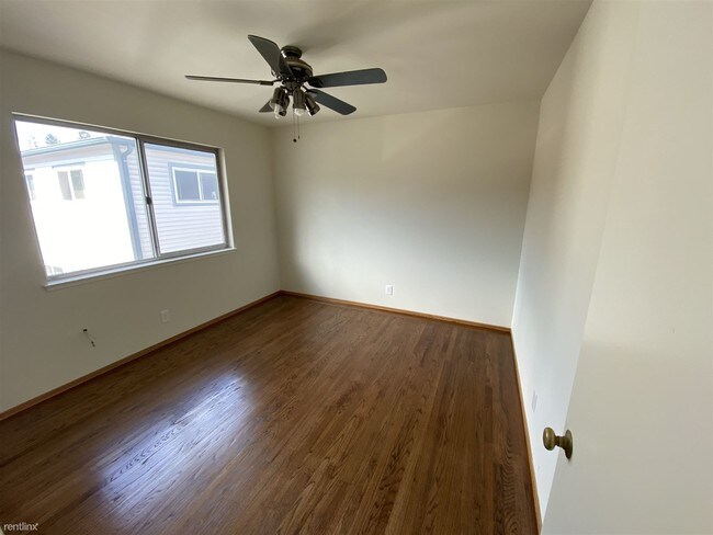 Building Photo - 1 br, 1 bath Apartment - 310 Winslow St Apt C