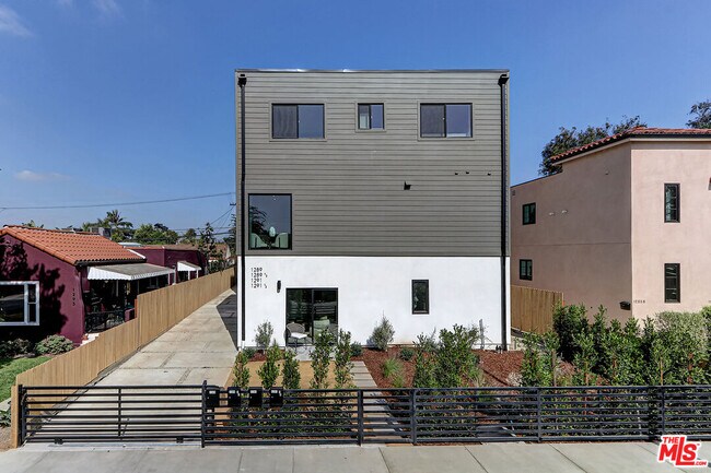 Foto del edificio - 1289 S Sycamore Ave