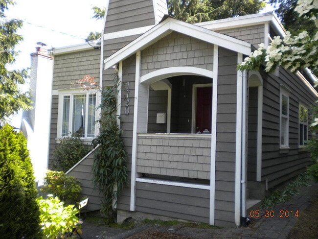 Madrona Charmer! - Madrona Charmer! House