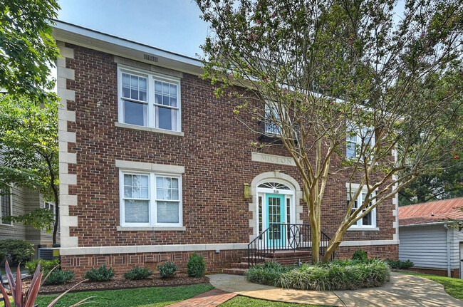 Foto del edificio - 518 Lamar Ave