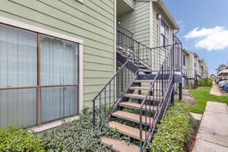 Building Photo - 14777 Wunderlich Dr