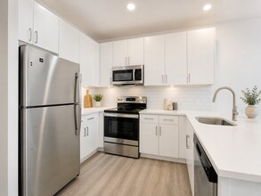 Building Photo - 1127 Stuyvesant Ave.