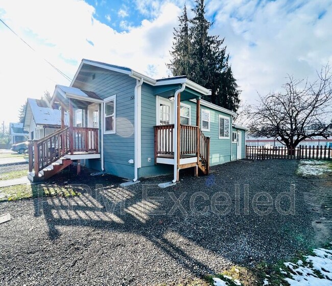Foto del edificio - 1526 Steele Ave