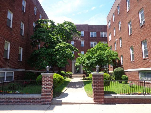 Building Photo - Long Lane Apartments