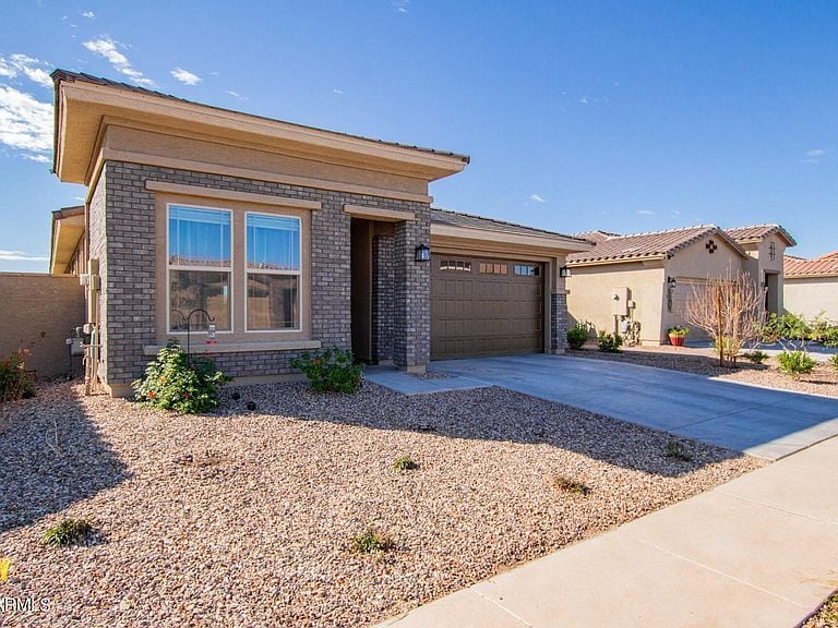Front of House - 14579 W Dahlia Dr