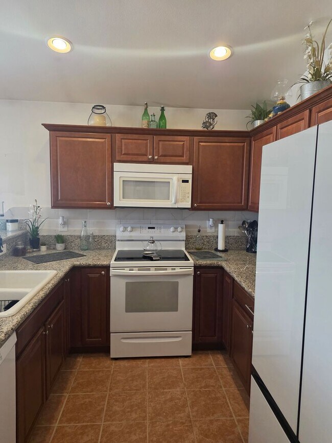 Building Photo - Beautiful Fox Creek Wingate Home with Mountain Views & Modern Upgrades
