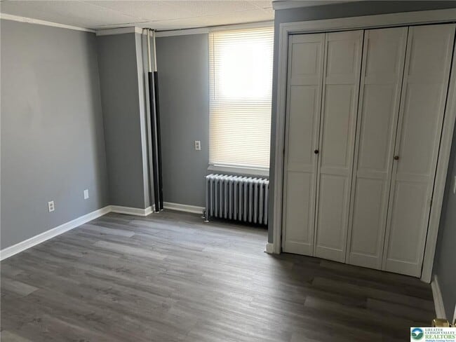 Foto del edificio - 62 E Garrison St