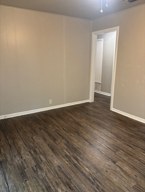 Foto del edificio - "Charming 3-Bed, 2-Bath Retreat in Whitesb...