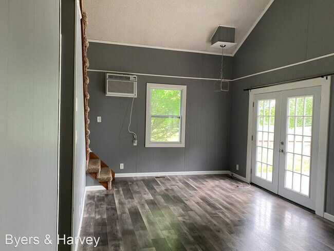 Foto del edificio - 3 br, 1 bath House - 2002 Powell Road