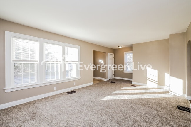 Building Photo - 3924 Washington Ave