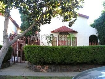 Primary Photo - 940 N Sweetzer Ave
