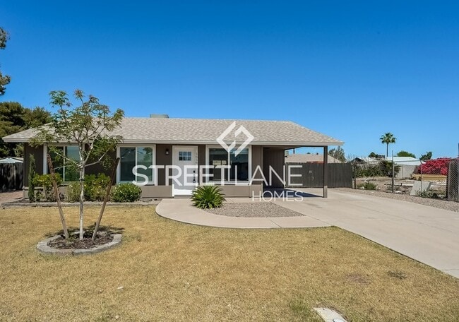 Building Photo - NOW OFFERING FIRST FULL MONTHS RENT FREE!