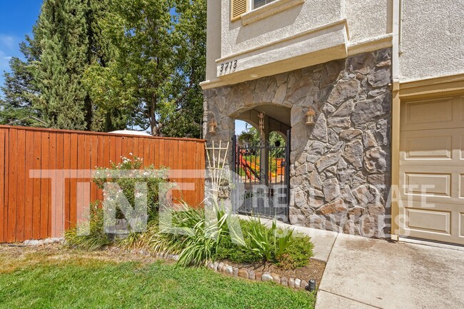 Building Photo - El Dorado Hills Beautiful ADU