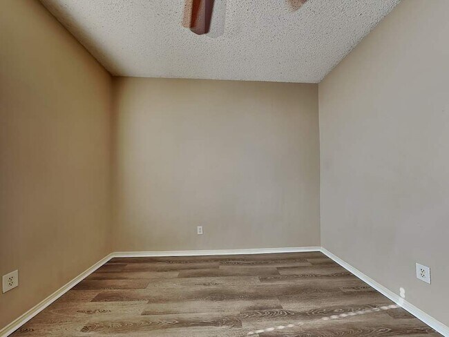 Foto del edificio - 2737 Preston Creek