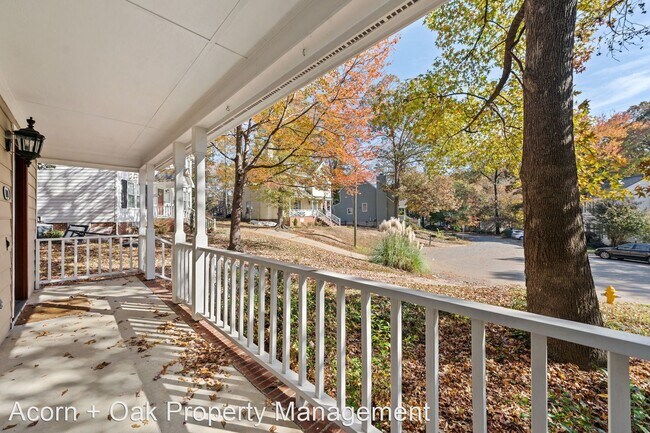 Building Photo - 3 br, 2.5 bath House - 1701 Kingston Heath...